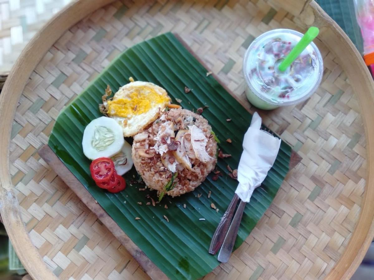 The Point Surfcamp Bali Hotel Pulukan Ngoại thất bức ảnh