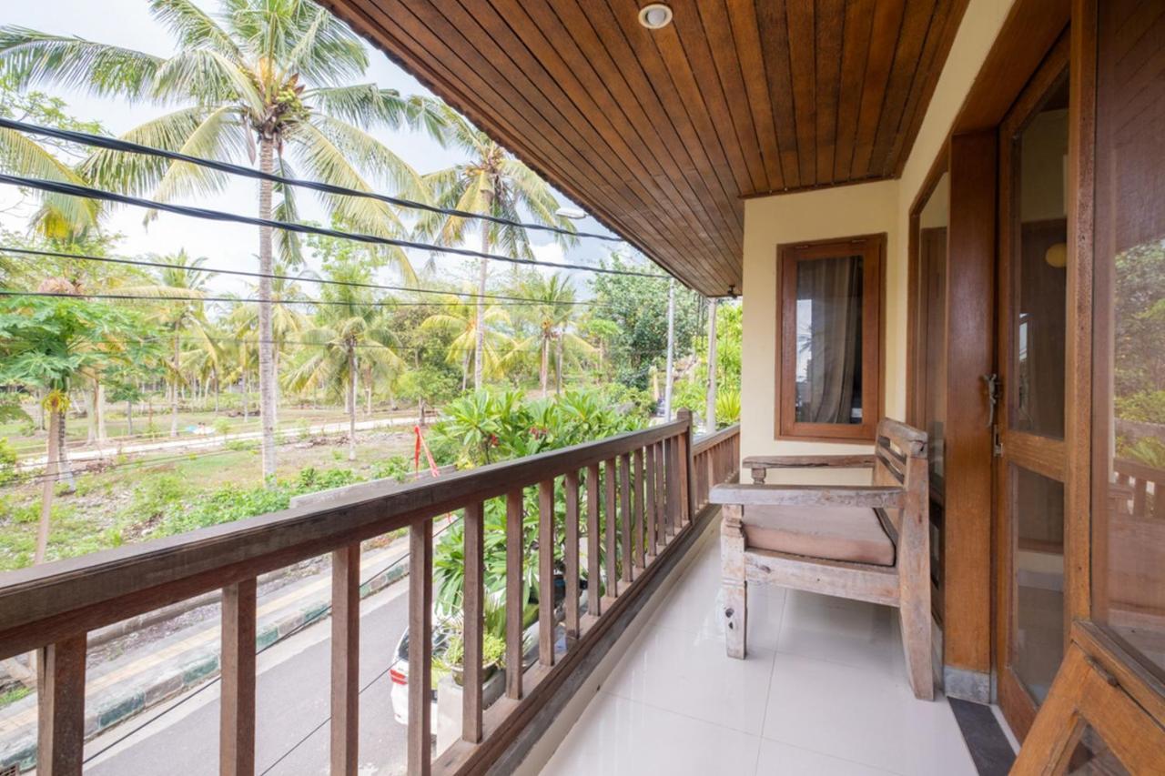The Point Surfcamp Bali Hotel Pulukan Ngoại thất bức ảnh