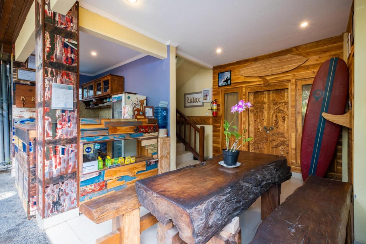 The Point Surfcamp Bali Hotel Pulukan Ngoại thất bức ảnh