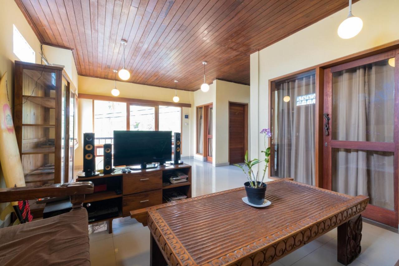 The Point Surfcamp Bali Hotel Pulukan Ngoại thất bức ảnh
